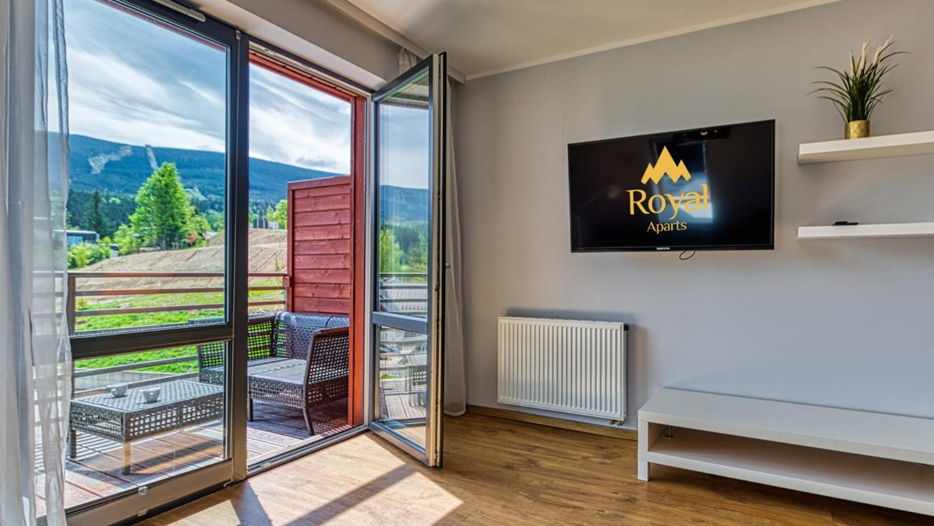 Triventi Mountain By Royal Aparts Apartment *